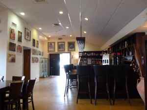 Tulip Winery Tasting Bar 2