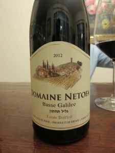 2012 Domain Netofa red